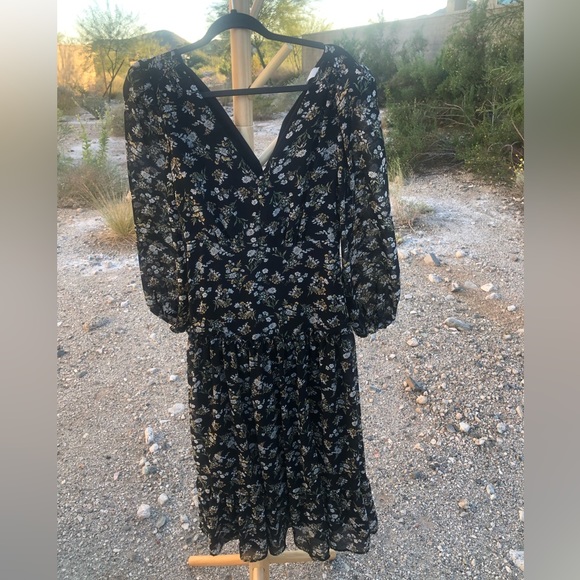 ASTR the label bohemian maxi black yellow floral long sleeve dress - Picture 5 of 14